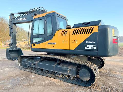 Hyundai R215 Excellent Condition / Low Hours
