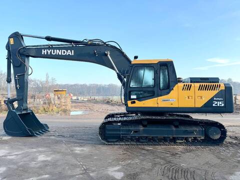 Hyundai R215 - Excellent Condition / Low Hours