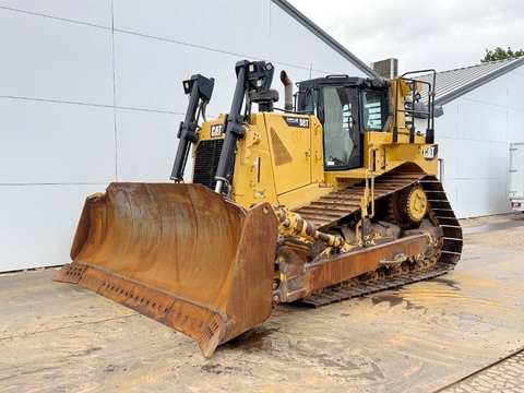 CAT D8T LGP - German Machine / Ripper Valve