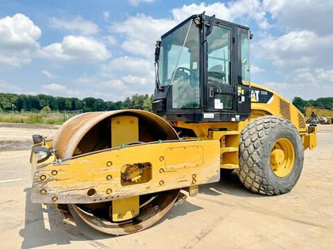 CAT CS56 - Well Maintained / CE Certified