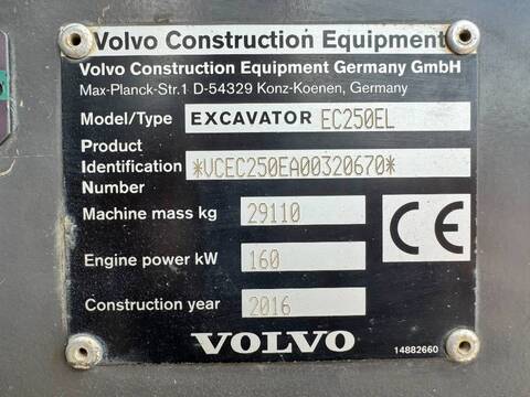 Volvo EC250EL - Hamer Lines / Quick Coupler