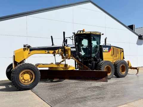 CAT 160M AWD - 3 Tine Ripper / EPA Certified / Airco