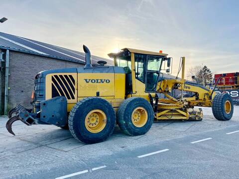 Volvo G990 - Extra Hydraulic Function / EPA Certified