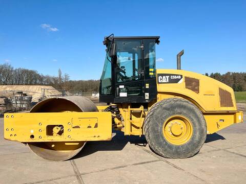 CAT CS64B - Excellent Condition / Low Hours / CE