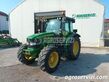 John Deere 5820