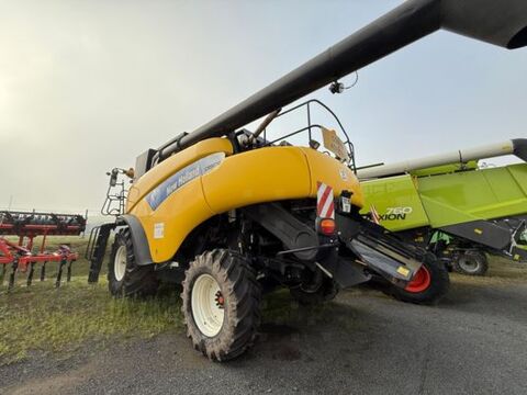 New Holland CR9070 2