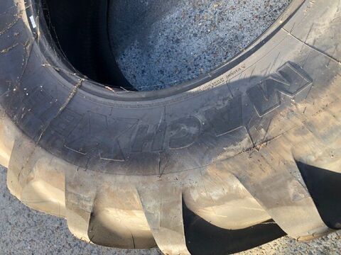 Michelin 710/70R42 ongebruikt 3
