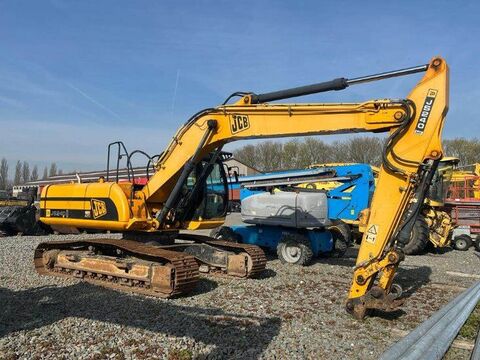 JCB 240NLC 2