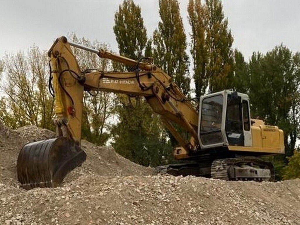 Fiat-Hitachi FH200E 1