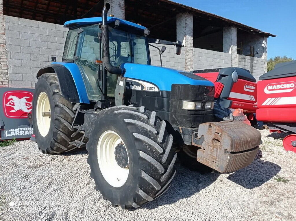 New Holland TM175 2