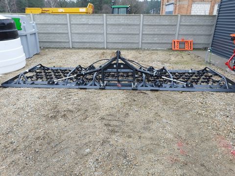 Metal-Technik 6m 4-reihen Hydr. Wiesenegge Wiesenschleppe