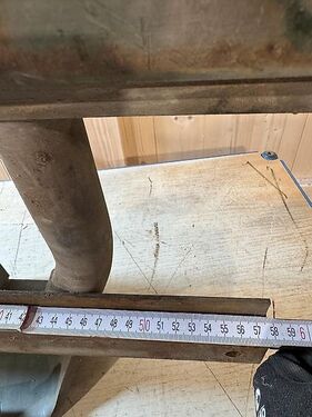 Mercedes U1300L 435 Träger Batteriekasten Halterung Batte 3