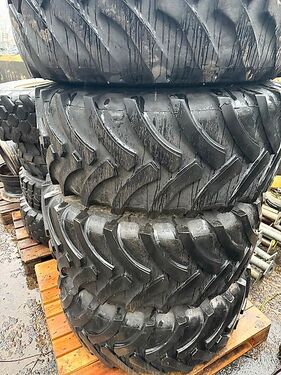 Rad Unimog LKW 445 65 R22.5 Mitas Continental Fe 2