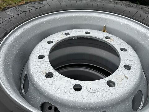 Rad Unimog LKW 445 65 R22.5 Mitas Continental Fe 3