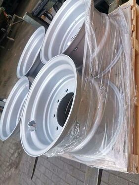 Felge Anhänger HW80 HW60 13x20 Zoll *NEU* ET0 -  3