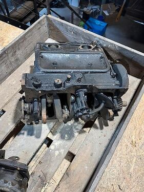 Motor OM636 Unimog U411 Ersatzteilspender 3