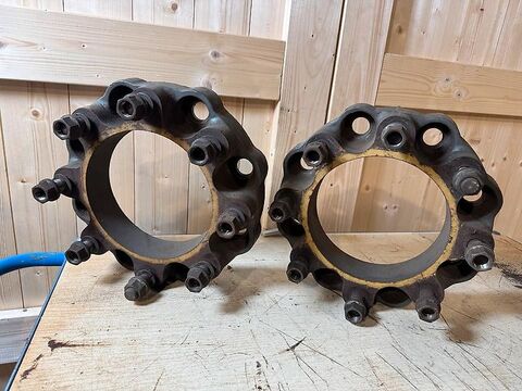 Spurverbreiterung 71 mm 8 Loch John Deere Unimog 3