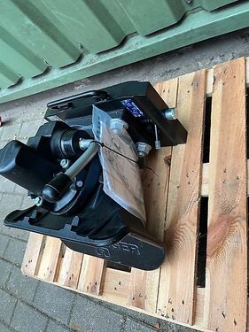 560 Zugmaul 50mm Zugöse LKW Claas Fendt Unimog 3 3