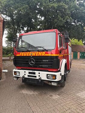 1224 AF TLF16 Feuerwehr Automatik Allrad Expedit 1