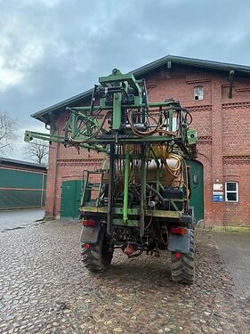 Dammann Aufbauspritze 24 Meter 2000L TÜV Guter Zustand 3