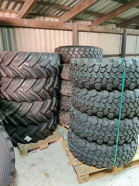 435 U1300L Ersatzteile Felgen, Federn, Lenkung,  3