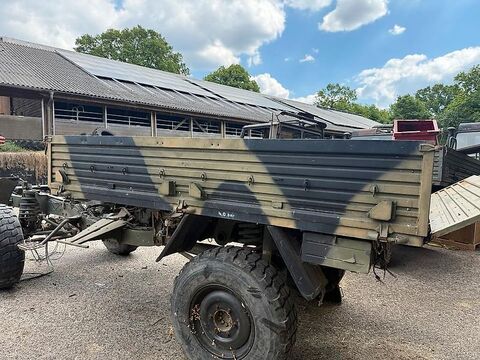 Mercedes Pritsche 435 U1300L U416 Ladefläche 2