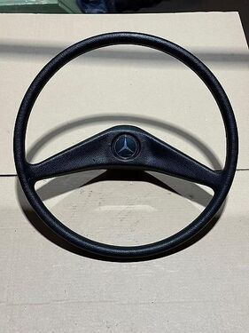 Mercedes Lenkrad U424, U427 alte Kabinenausstattung