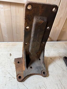 Mercedes Rahmen Halter Flansch Hecktraverse 425 437 A4253 3