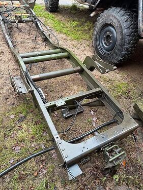 Mercedes U1300L Rahmen 435 Radstand 3250mm mit Papiere 3