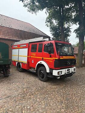 Sonstige 1224 AF TLF16 Feuerwehr Automatik Allrad Expedit
