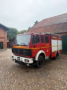 1224 AF TLF16 Feuerwehr Automatik Allrad Expedit 2