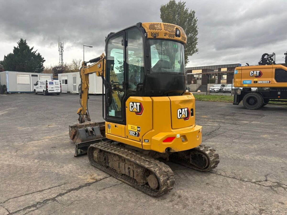 CAT 302.7 3