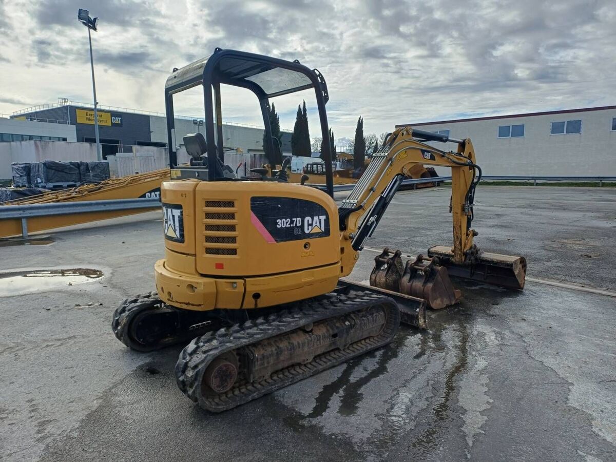 CAT 302.7D CR 3