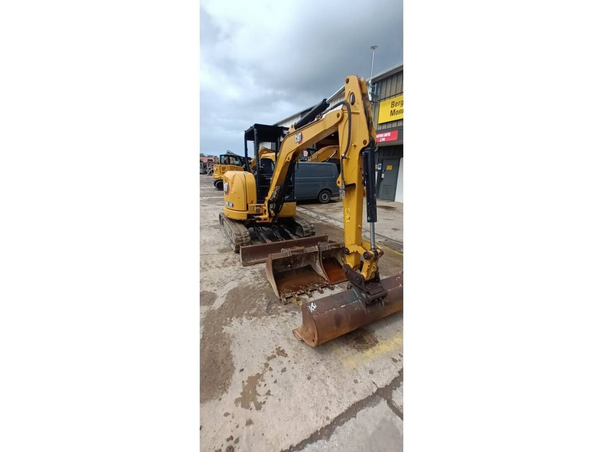 CAT 303.5E CR 3