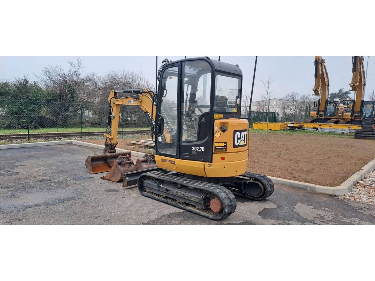 CAT 302.7D CR 3