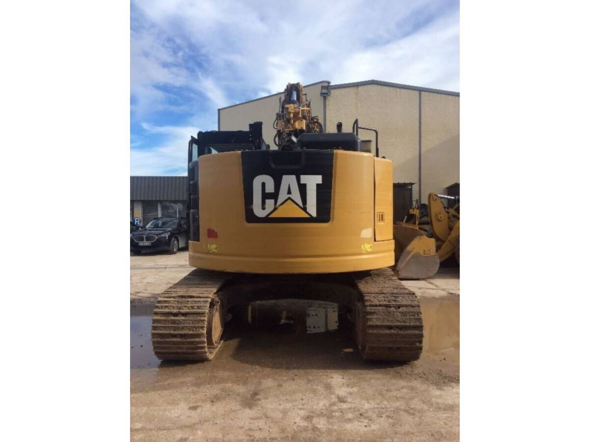 CAT 325F CR 2