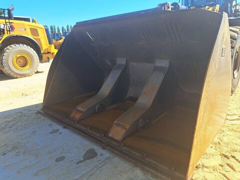 Caterpillar HIGH DUMP BUCKET FOR 966M