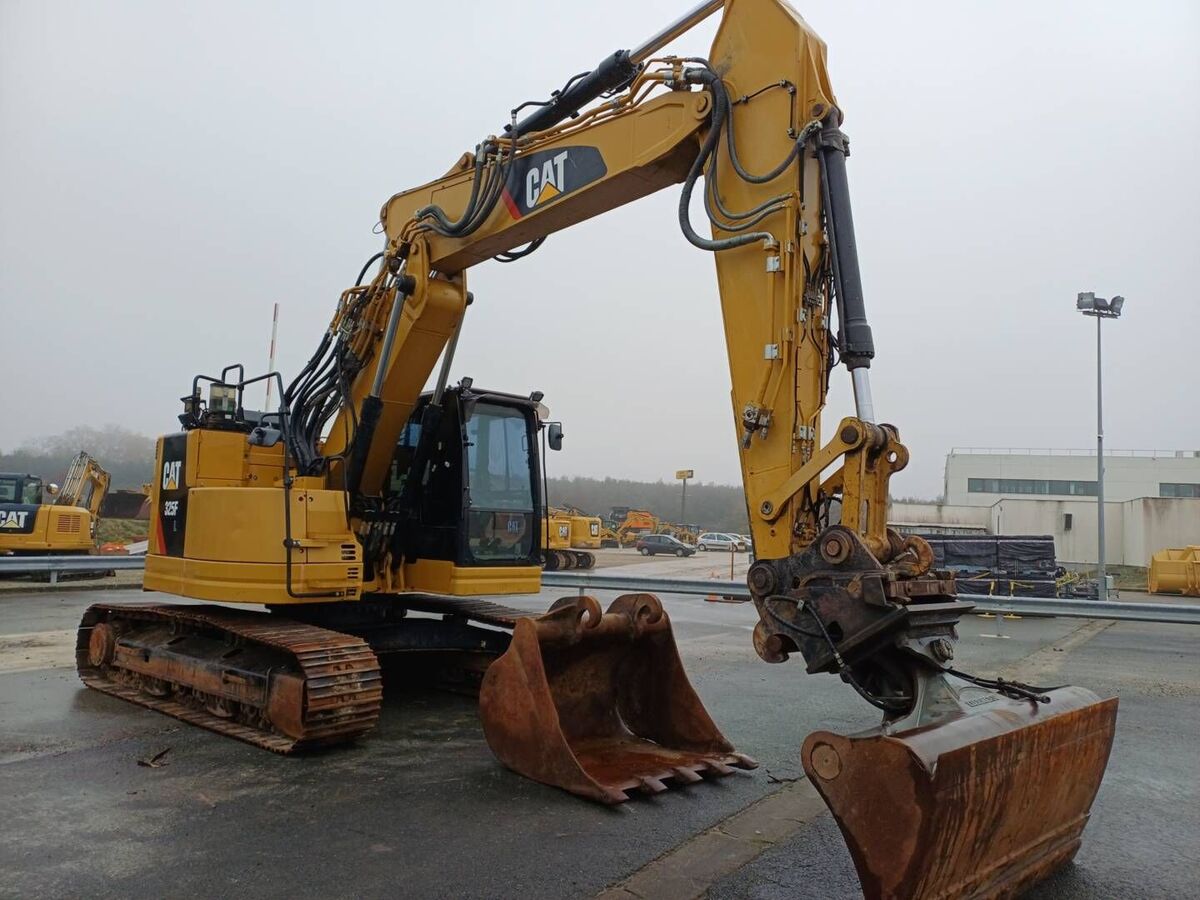 CAT 325F CR 2