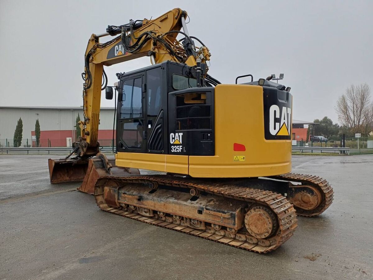 CAT 325F CR 3