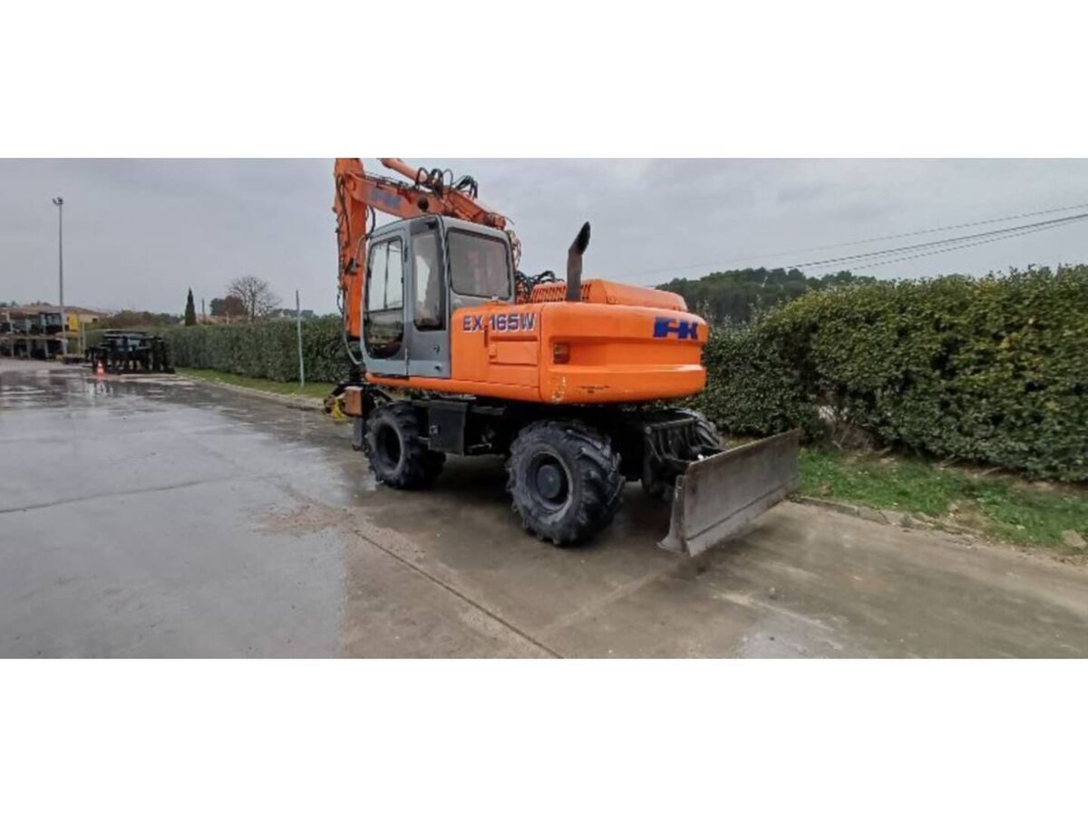 Fiat-Hitachi EX165W 3