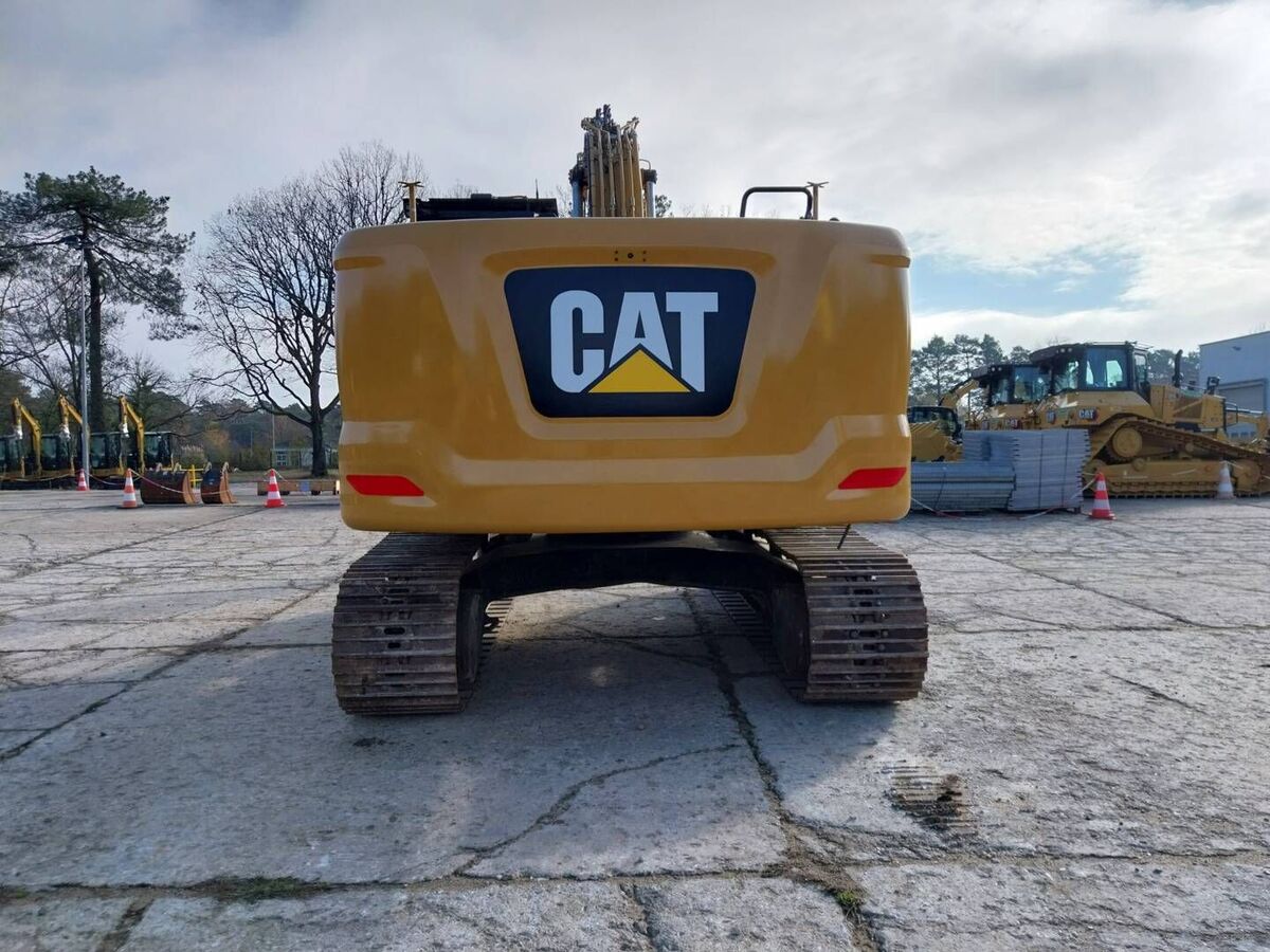 CAT 323 3