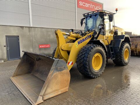 Komatsu WA320-8EO