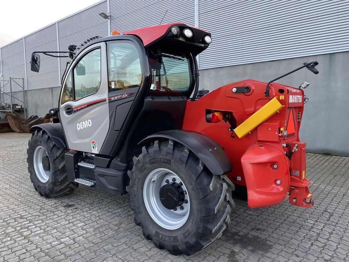 Manitou MLT850-145V+ Elite ST5 2