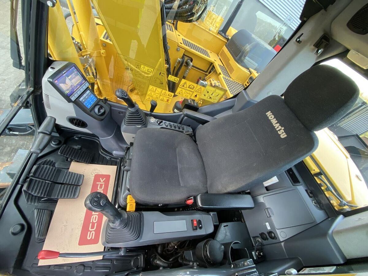 Komatsu PC138US-11 3