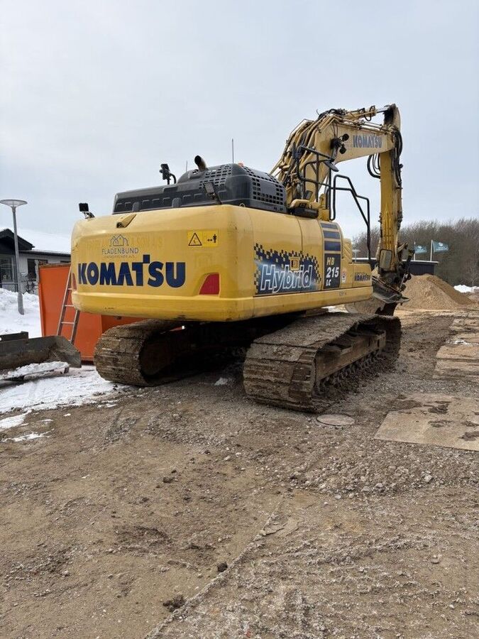 Komatsu HB215LC-3 2