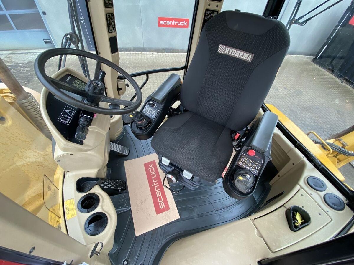 906E 3