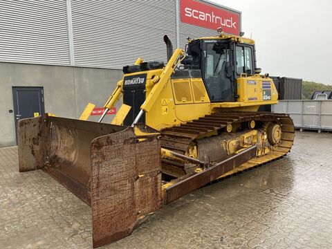 Komatsu D65PXI-18EO