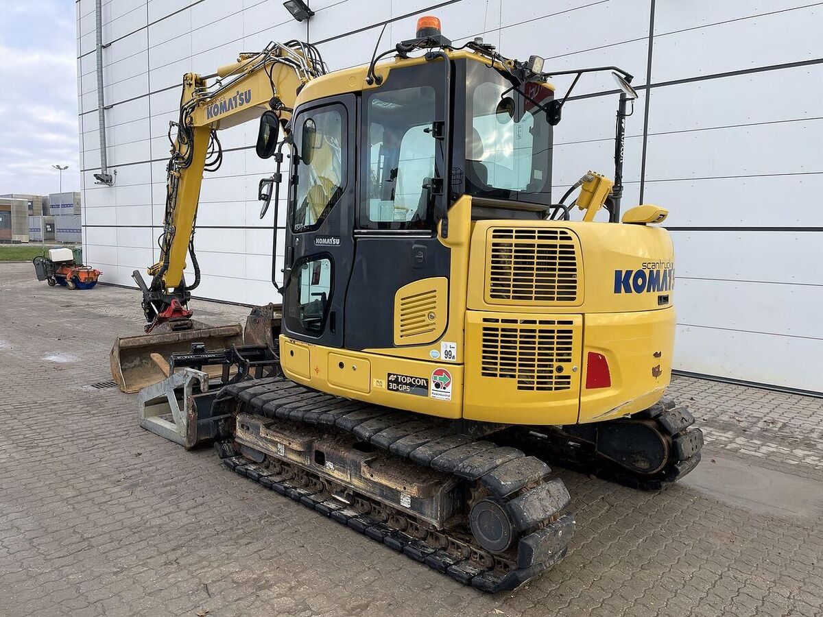 Komatsu PC88MR-10 2