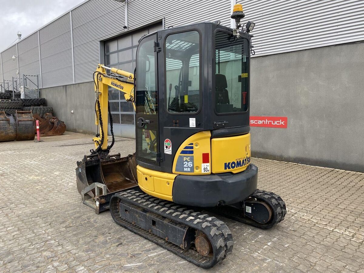 Komatsu PC26MR-3 2