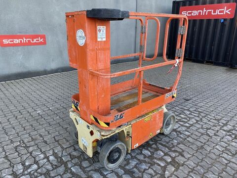 JLG 1230ES